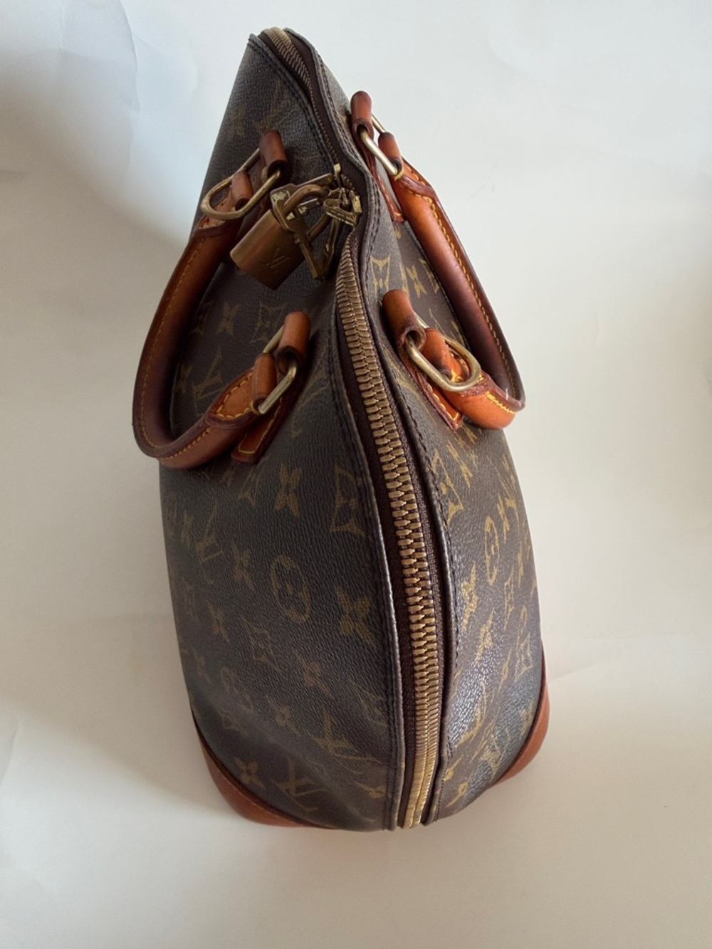Louis Vuitton Monogram Canvas Satchel in Brown and Tan - Picture 3 of 10